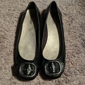 Dress flat shoes